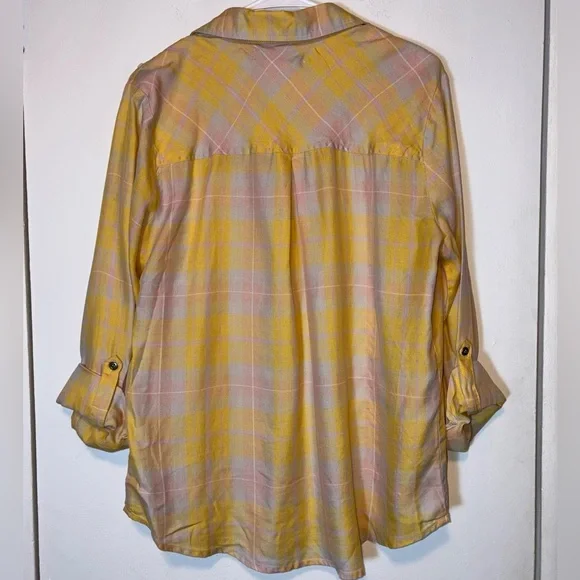 Billy T Plaid Button-Up Shirt Women’s L Soft Roll-Tab Sleeve Western Americana - Picture 3 of 8